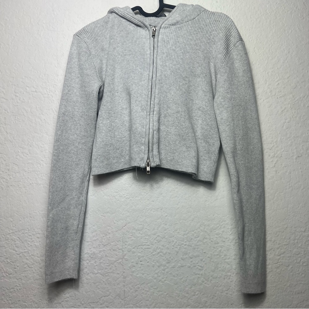 Brandy Melville Front Zip Crop Ribbed Hooded Sweater Gray